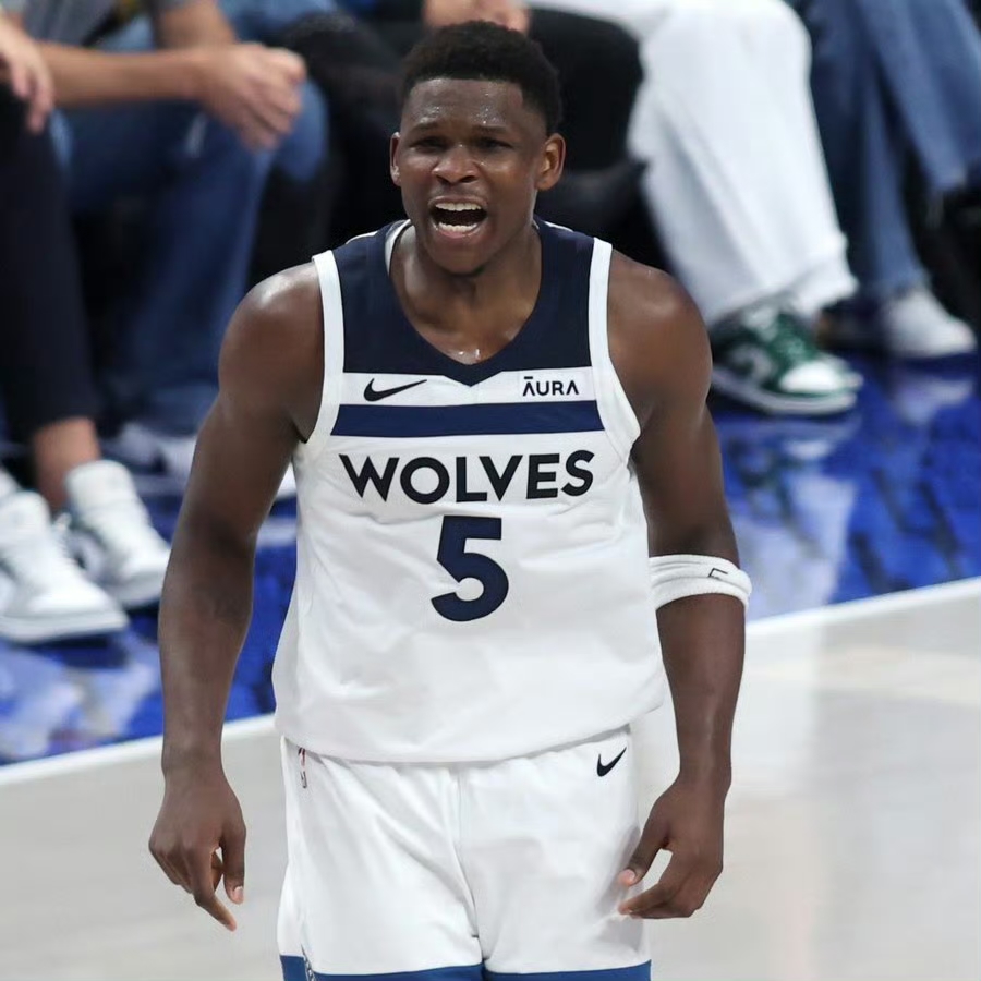 英雄联盟-芝加哥公牛迎NBA季后赛关键赛，清晨迎来里程碑，话题不断，球探报告显示潜力的简单介绍