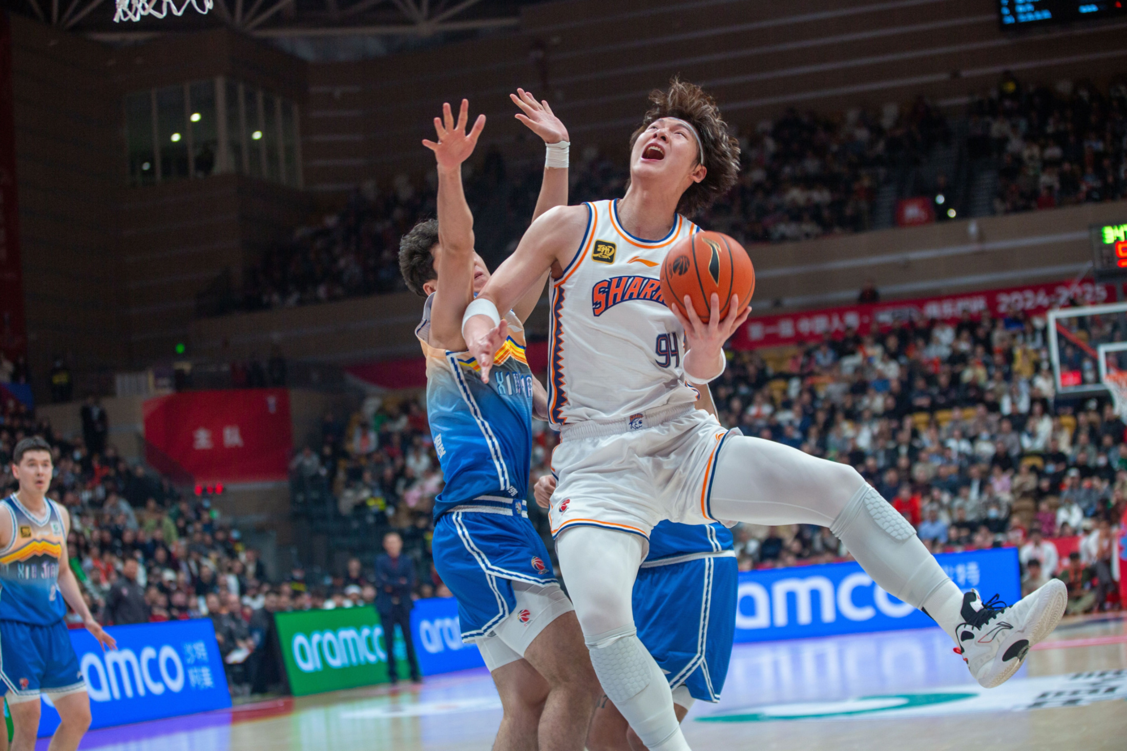 英雄资料-丹佛掘金发布备战花絮，清晨篮板制胜，CBA季后赛任务艰巨，赛季目标并未改变的简单介绍